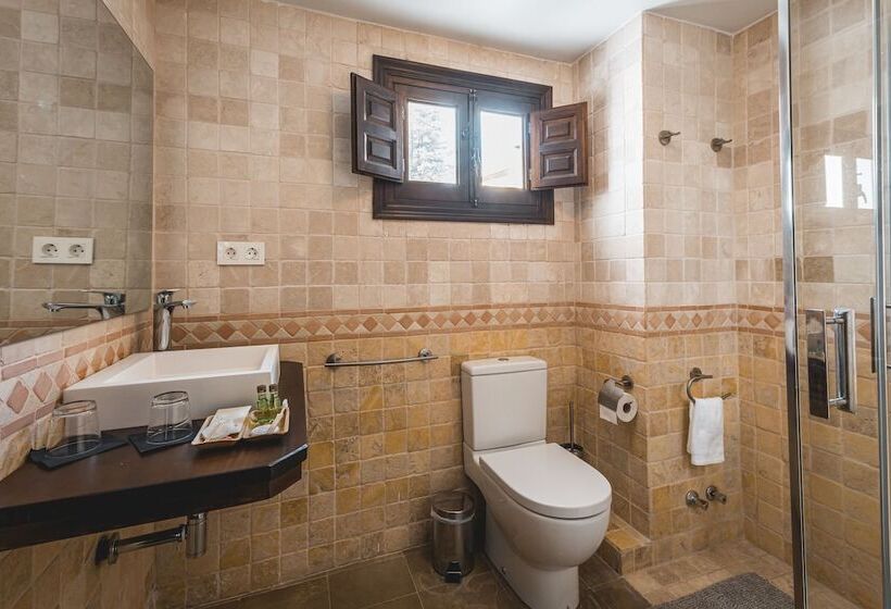 سوئیت جونیور با چشم‌انداز, Alma San Nicolás   Hotel Boutique