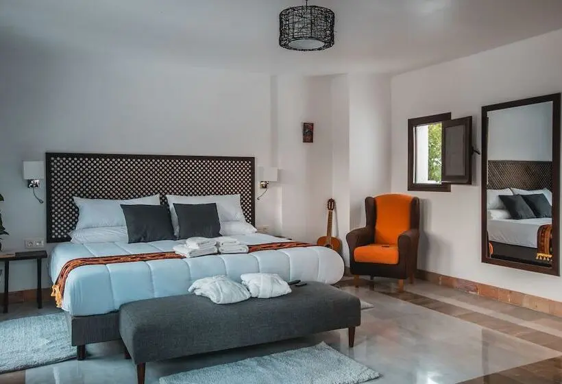 سوئیت جونیور با چشم‌انداز, Alma San Nicolás   Hotel Boutique