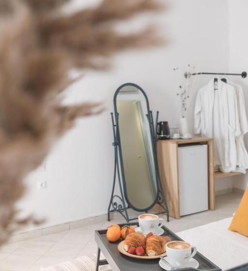 חדר קומפורט לשלושה, Amaryllis Studios