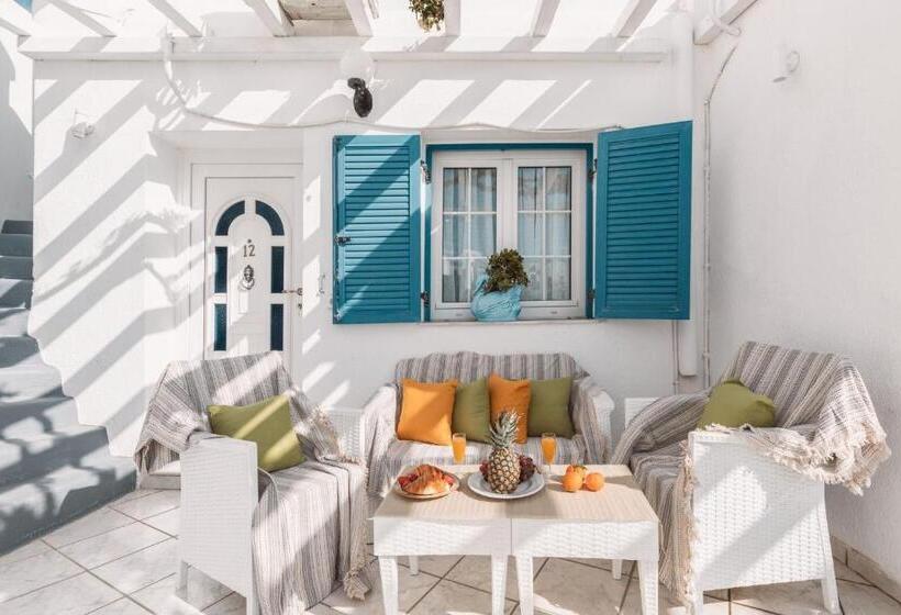 חדר סטנדרט לשלושה עם טרסה, Amaryllis Studios