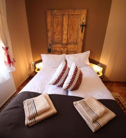 Номер Стандарт, Casa Cu Usi   House Of Doors