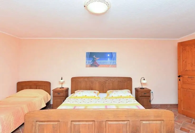 １ベッドルームアパートメント, Apartments Valter 881