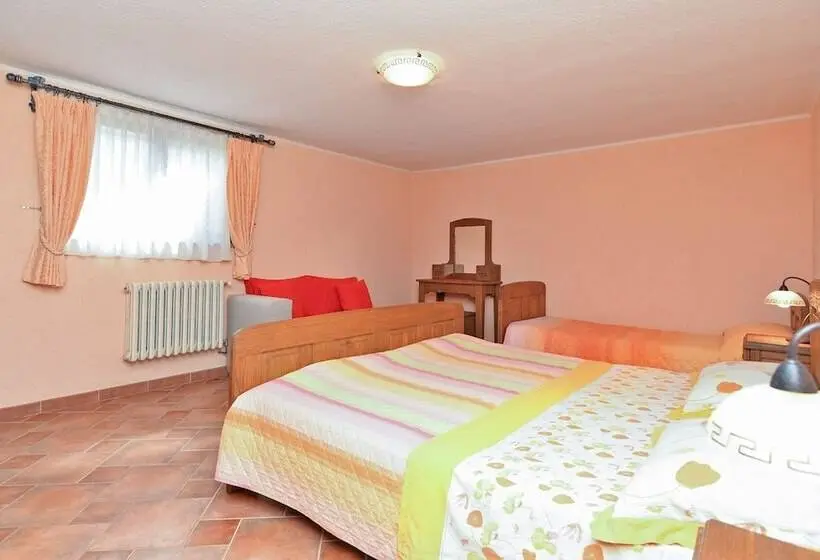 １ベッドルームアパートメント, Apartments Valter 881