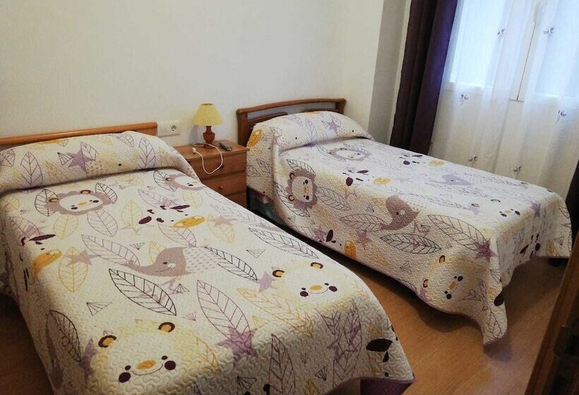 带共用浴室的标准房间, Cabo De Palos Rooms