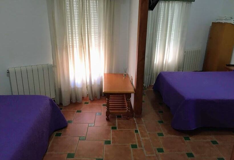 スタンダードルーム, Pension Ronda