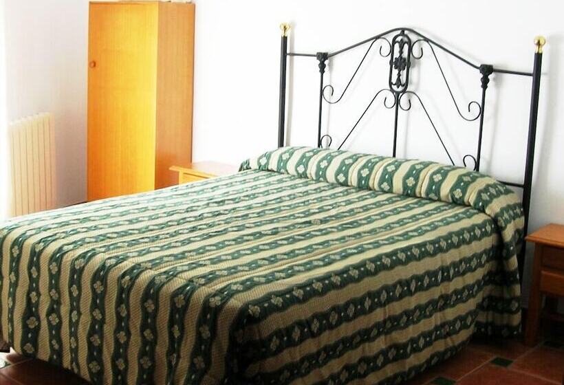 スタンダードルーム, Pension Ronda