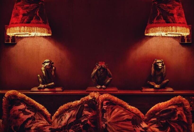 Classic Room, House Of Gods Royal Mile