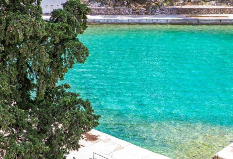 Апартаменты 1 Спальня Вид на Море с Балконом, Apartments And Rooms Milcetic