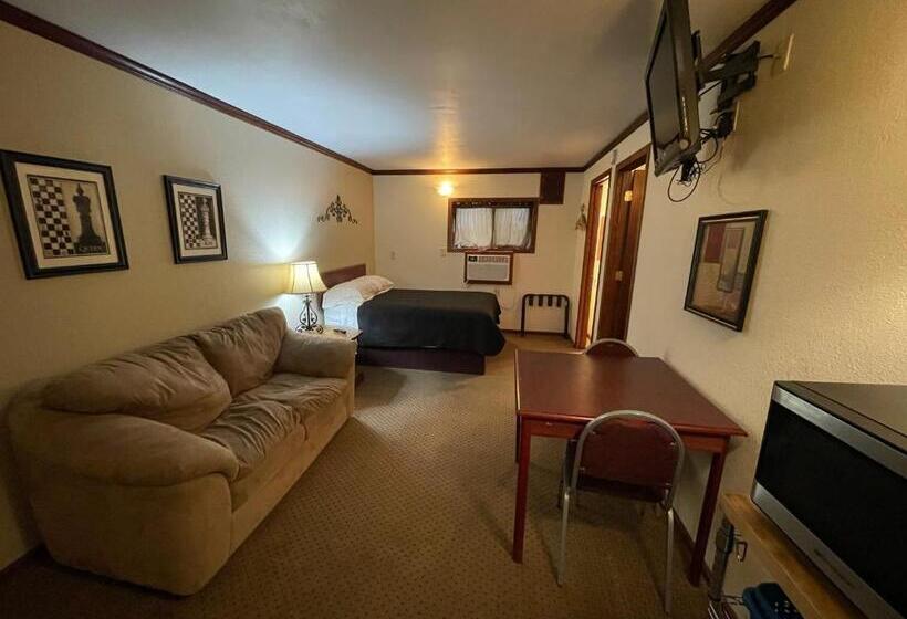 جناح ديلوكس, Highland Court Motel