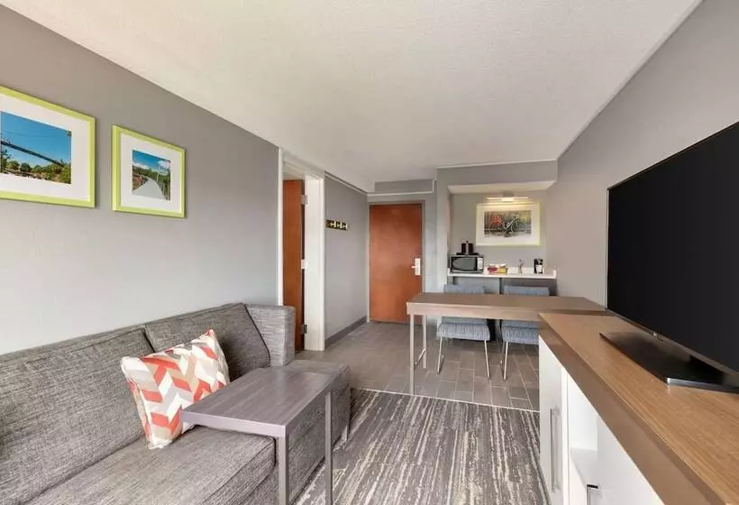 Sviitti, Hampton Inn Simpsonville
