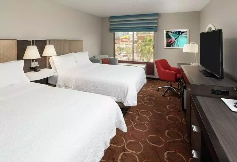 スタンダードルーム, Hampton Inn Tropicana