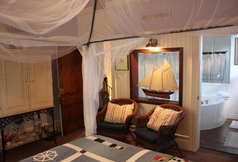 Номер Deluxe, Hines Mansion