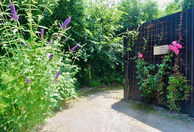 2间卧室的房子, Les Bobos à La Ferme