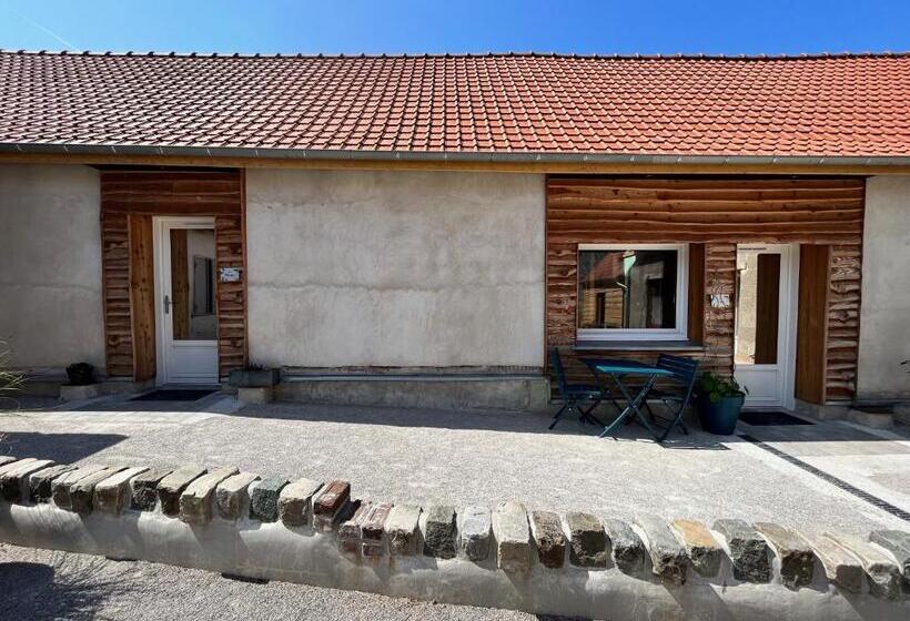 3间卧室的房子, Les Bobos à La Ferme