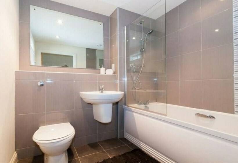 2-Bedroom Classic Apartment, Letsby At Home Cypress Point