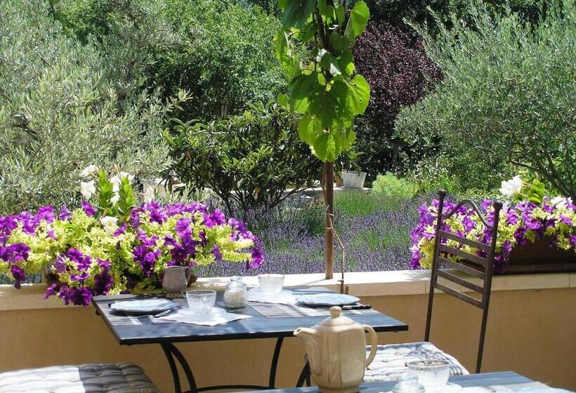 Номер Стандарт Внутренний, Clos Des Lavandes   Chambres Et Suites De Charme Climatisées Luberon