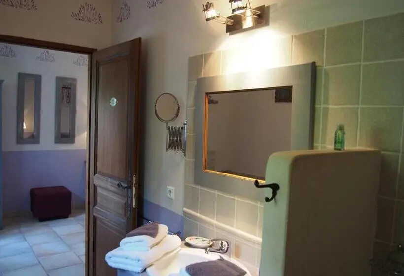 スタンダードインサイドビュールーム, Clos Des Lavandes   Chambres Et Suites De Charme Climatisées Luberon