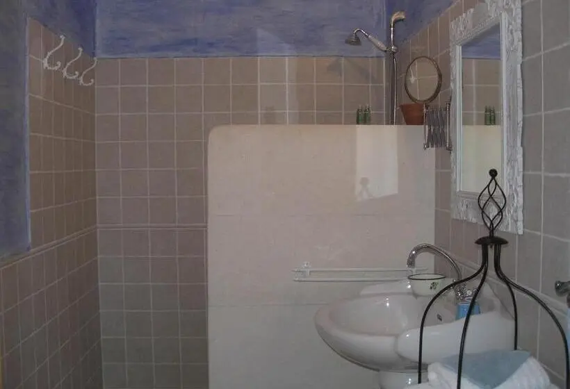 マウンテンビュースタンダードルーム, Clos Des Lavandes   Chambres Et Suites De Charme Climatisées Luberon