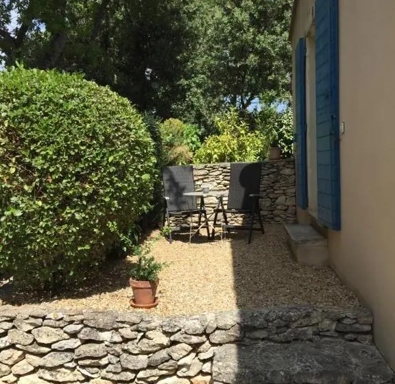 ガーデンビュースタンダードルーム, Clos Des Lavandes   Chambres Et Suites De Charme Climatisées Luberon