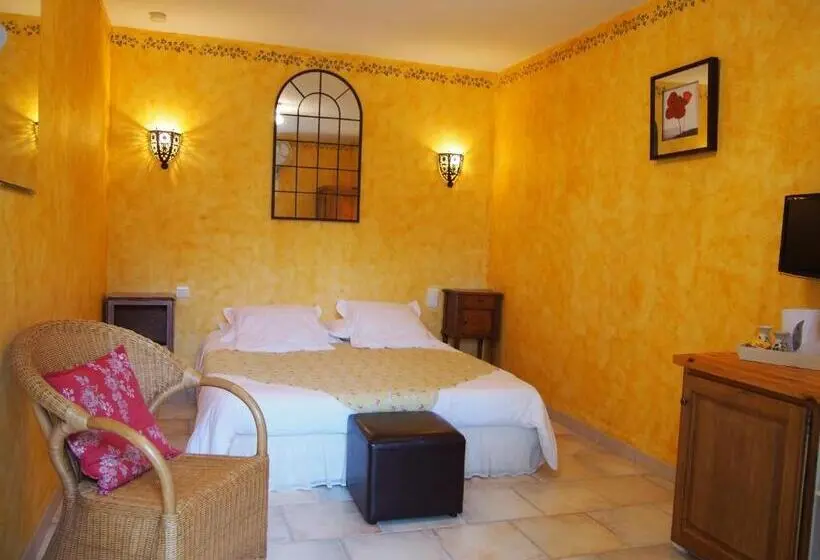 ガーデンビュースタンダードルーム, Clos Des Lavandes   Chambres Et Suites De Charme Climatisées Luberon