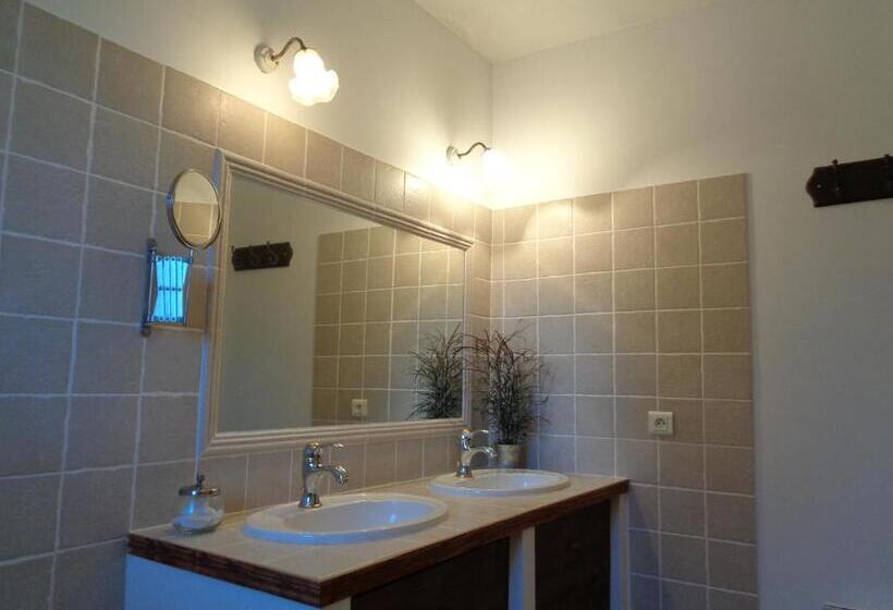 テラス付スイート, Clos Des Lavandes   Chambres Et Suites De Charme Climatisées Luberon