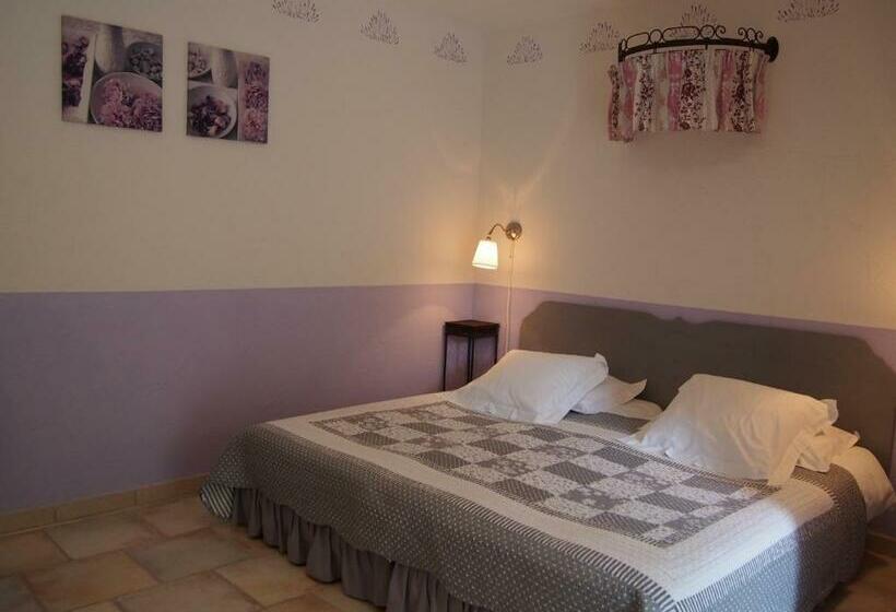 テラス付きスタンダードルーム, Clos Des Lavandes   Chambres Et Suites De Charme Climatisées Luberon