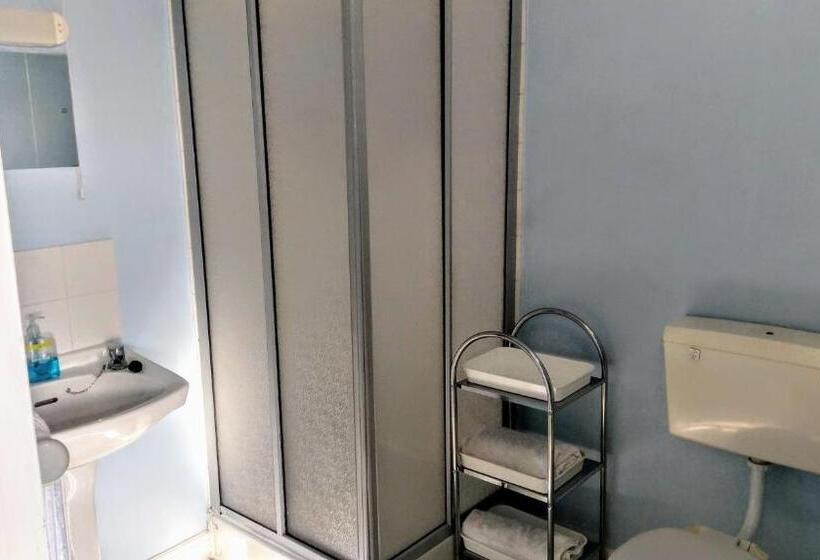 اتاق استاندارد, The Windsor