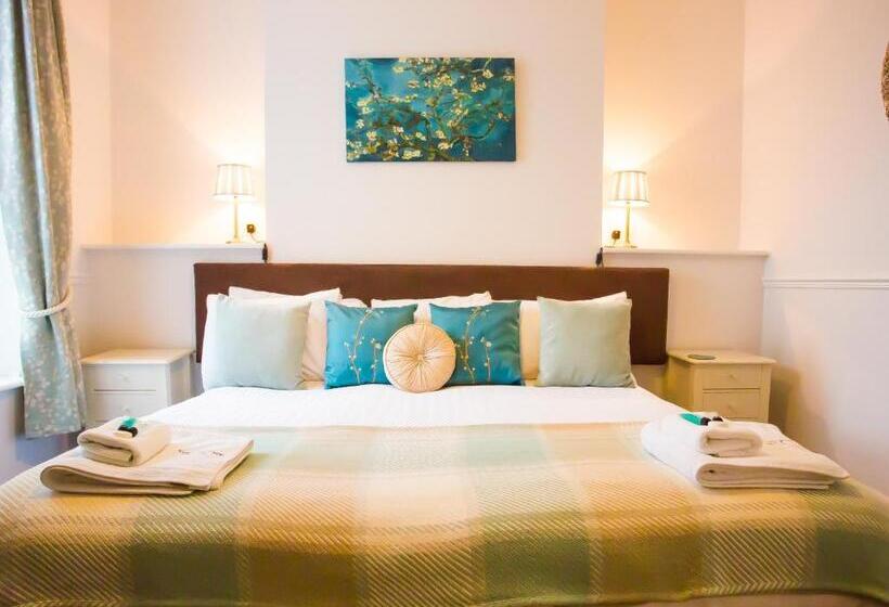 اتاق استاندارد, The Dolphin Hotel Exmouth