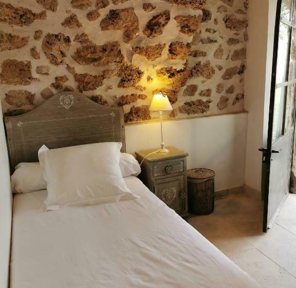 스탠다드 자쿠지 룸, La Bastide Du Capelier   Chambre D Hôtes