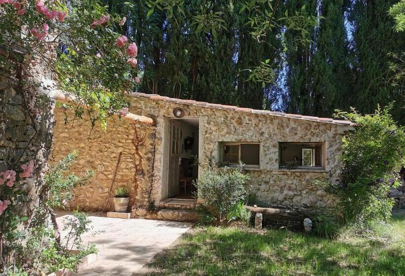 스탠다드 자쿠지 룸, La Bastide Du Capelier   Chambre D Hôtes