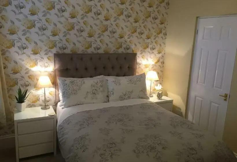 اتاق استاندارد, The Mayfair Guest House Self Catering