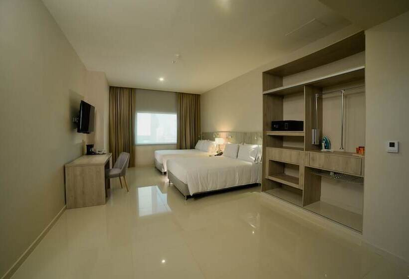 سوییت سوپریور, Dorado Plaza Alto Prado