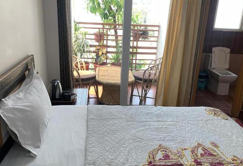 Номер Стандарт с Балконом, Rudram Hotel Yoga & Ayurveda Retreat