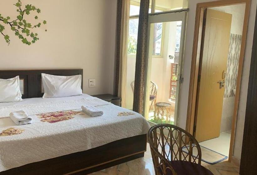 Номер Стандарт с Балконом, Rudram Hotel Yoga & Ayurveda Retreat