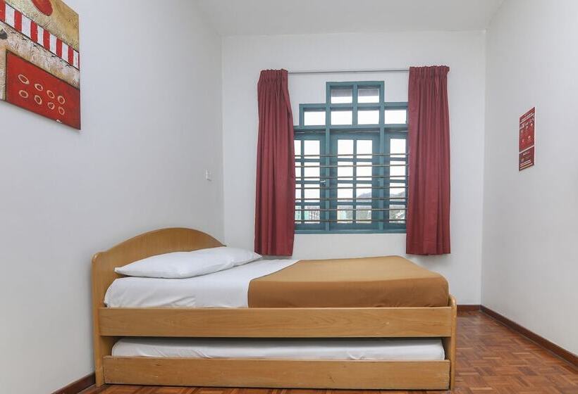 חדר משפחתי, Spot On 89789 Hotel Check In 2