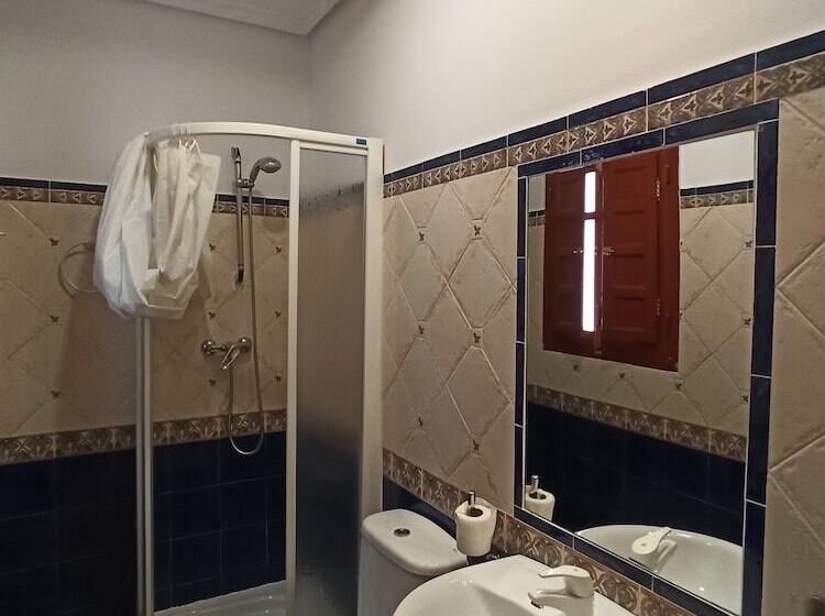 Номер Стандарт Индивидуальный, Vivian S Guest House