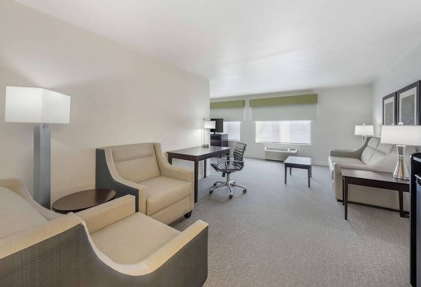 جناح, Best Western Celina