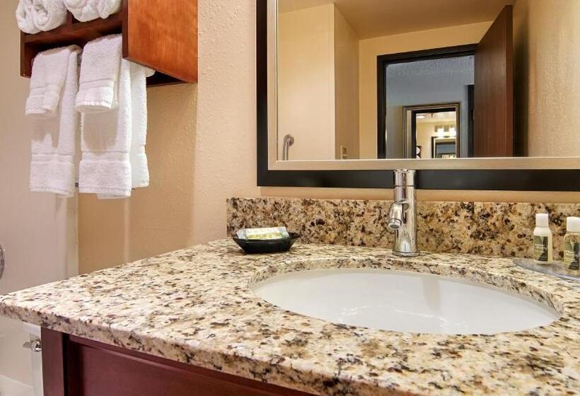 Standard Szoba King Size Bed, Best Western Plus New Ulm