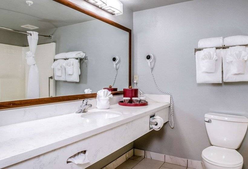 غرفه قياسيه سريرين مزدوجين, Clarion Hotel By Humboldt Bay