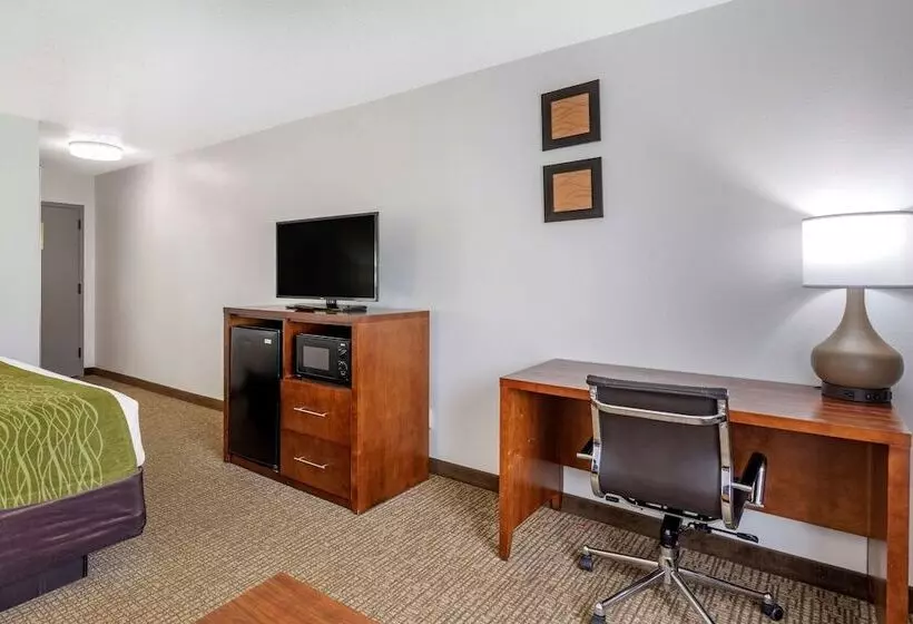 キングサイズベッドのスイートルーム, Comfort Inn Brownsville I40