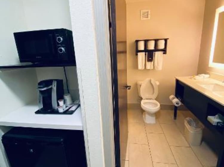 جناح, Holiday Inn Express Hotel & Suites Fort Payne, An Ihg