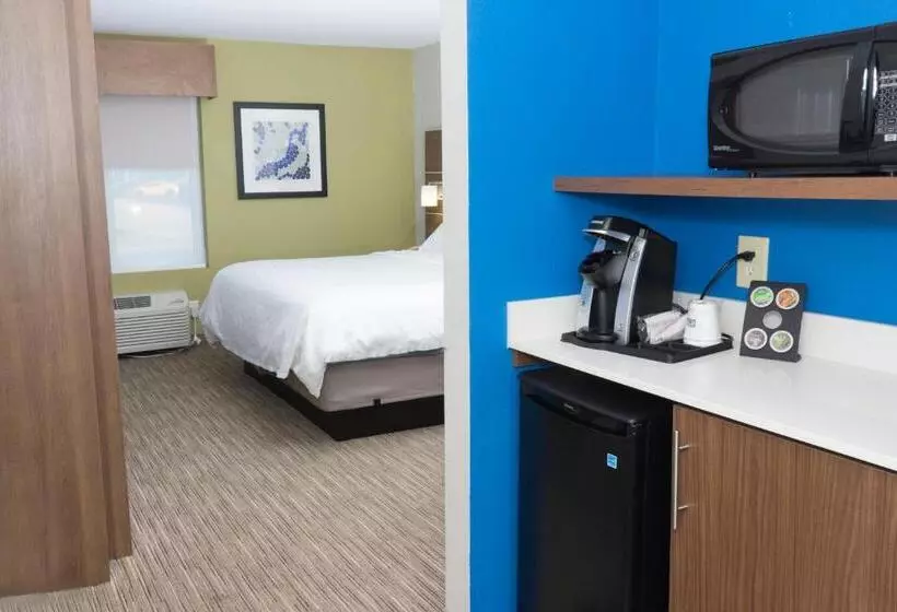 スタンダードルーム, Holiday Inn Express Hotel & Suites Madison, An Ihg