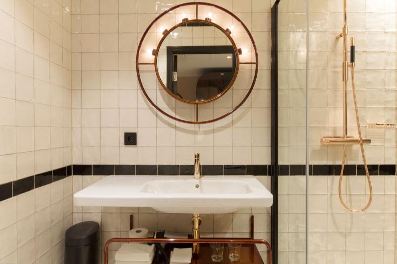 스위트, Holiday Inn Express Hotel & Suites Madison, An Ihg