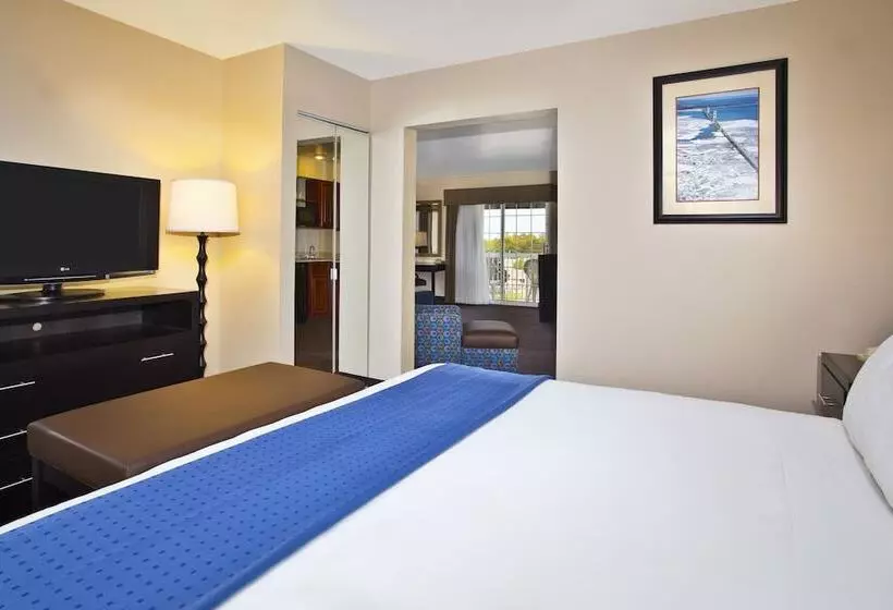 スタンダードルーム, Holiday Inn Express Mackinaw City, An Ihg