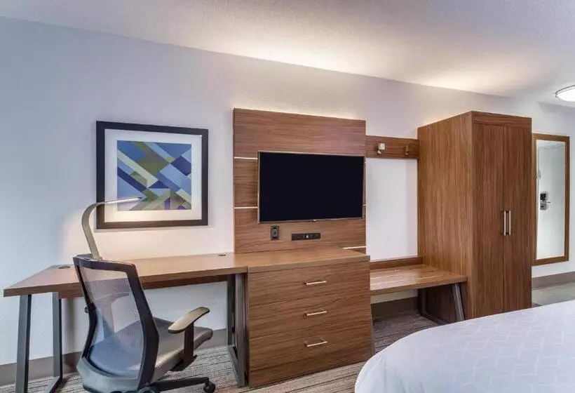 キングサイズベッドのスタンダードルーム, Holiday Inn Express Scottsburg, An Ihg