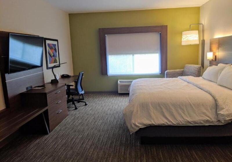 适合残疾人士使用的带超级大床的标准间, Holiday Inn Express Stephens City, An Ihg