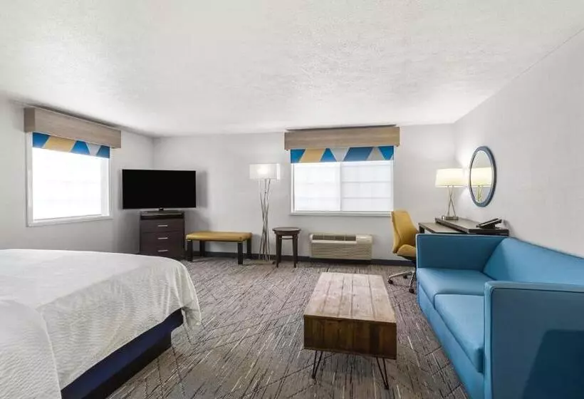 سوئیت با تخت بزرگ, Holiday Inn Express Wenatchee, An Ihg