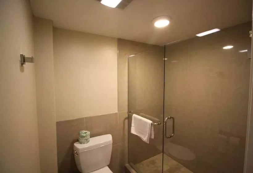 ２ダブルベッドのスタンダードルーム, Ramada By Wyndham Culver City