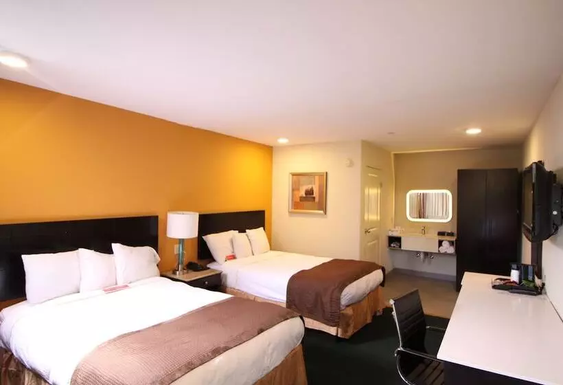 ２ダブルベッドのスタンダードルーム, Ramada By Wyndham Culver City
