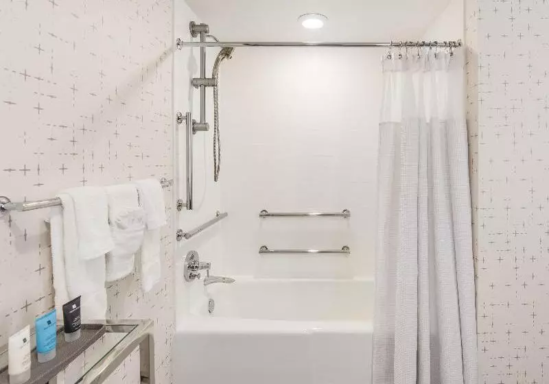 キングサイズベッドのスタンダードルーム, Sonesta Denver Downtown